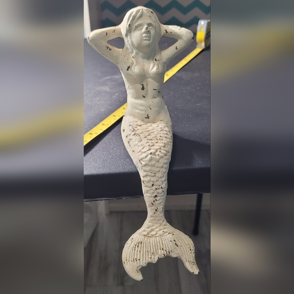 Cast Iron Mermaid Shelf Sitter - Picture 2 of 4